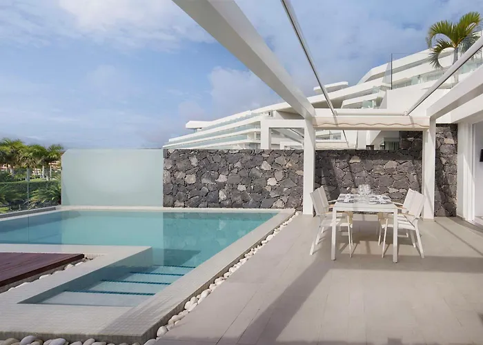 One-Bedroom Villa